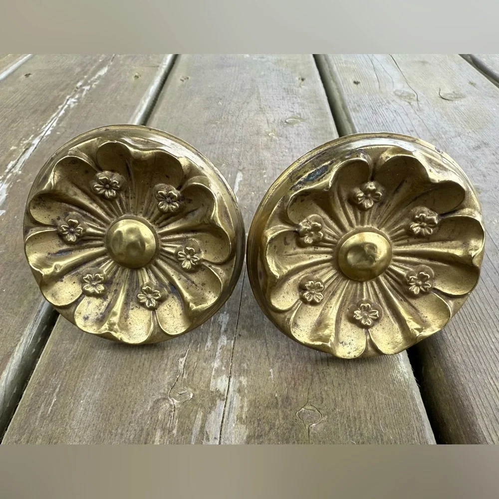 Antique Victorian Set of 2 Ormolu Gilded Bronze Floral Drapery Curtain Tiebacks - Picture 2 of 12